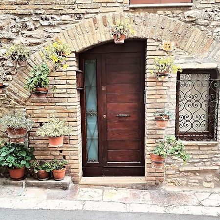 Appartamento Nonna Milde Assisi Kültér fotó